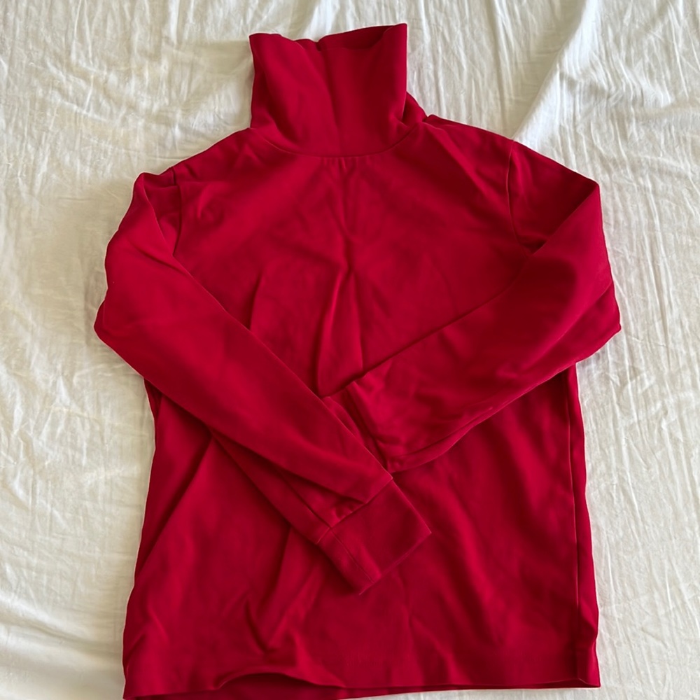 Land’s End bOys red turtle neck M(10-12)